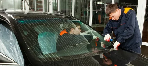 How Maintain and Replace your Car Windscreen