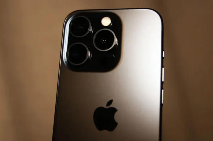 iPhone 16 Pro